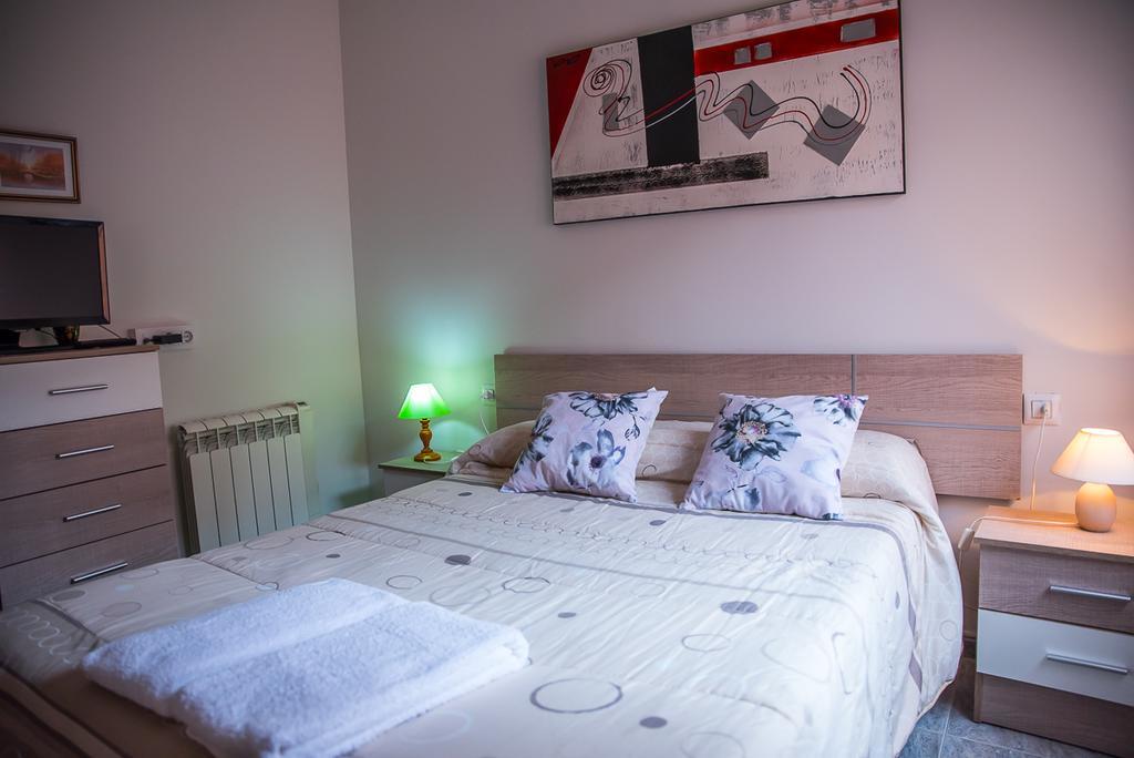 Apartamento Rincon Del Salvador 2 Plasencia Esterno foto